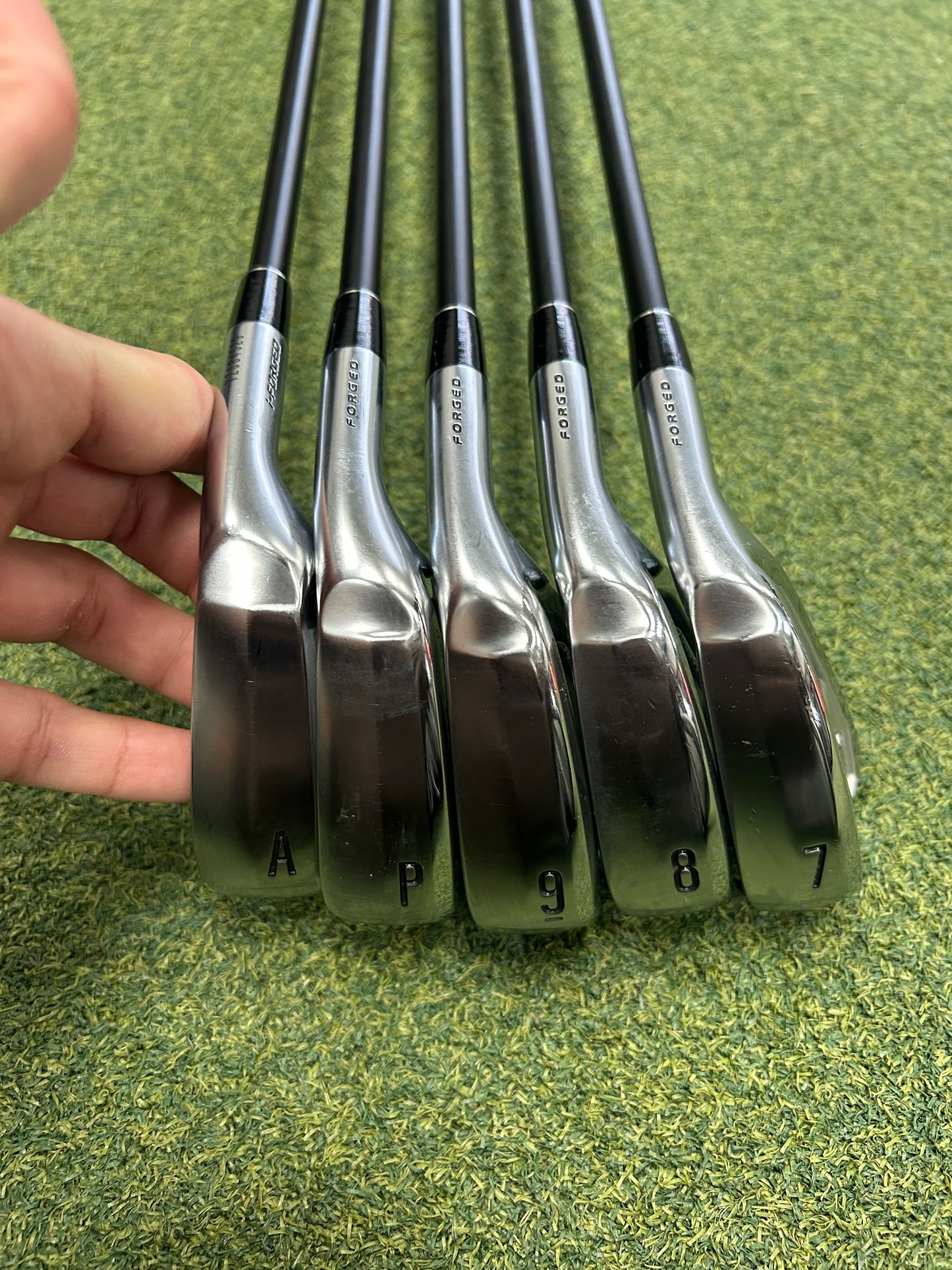 Used Srixon Zx5 Mk2 iron Set 7-Aw KBS Max Graphite 75G Regular flex