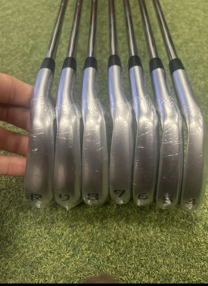 New Bettinardi CB24 Forged Iron Set 4-Pw KBS Tour Lite Regular Flex Lamkin Grip