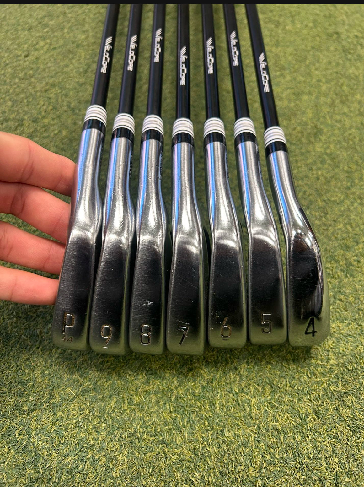 Used Titliest T150/200 Iron Set 4-Pw Fujikura Axiom 105 X Velocore Golf Pride